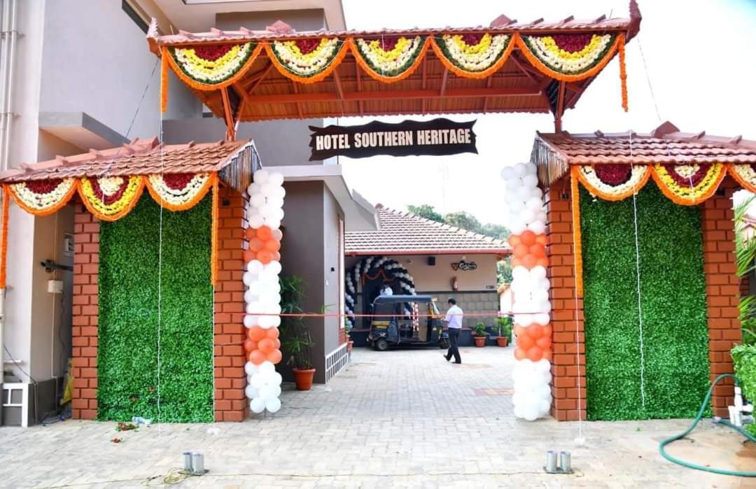 Hotel Southern Heritage Udupi Buitenkant foto