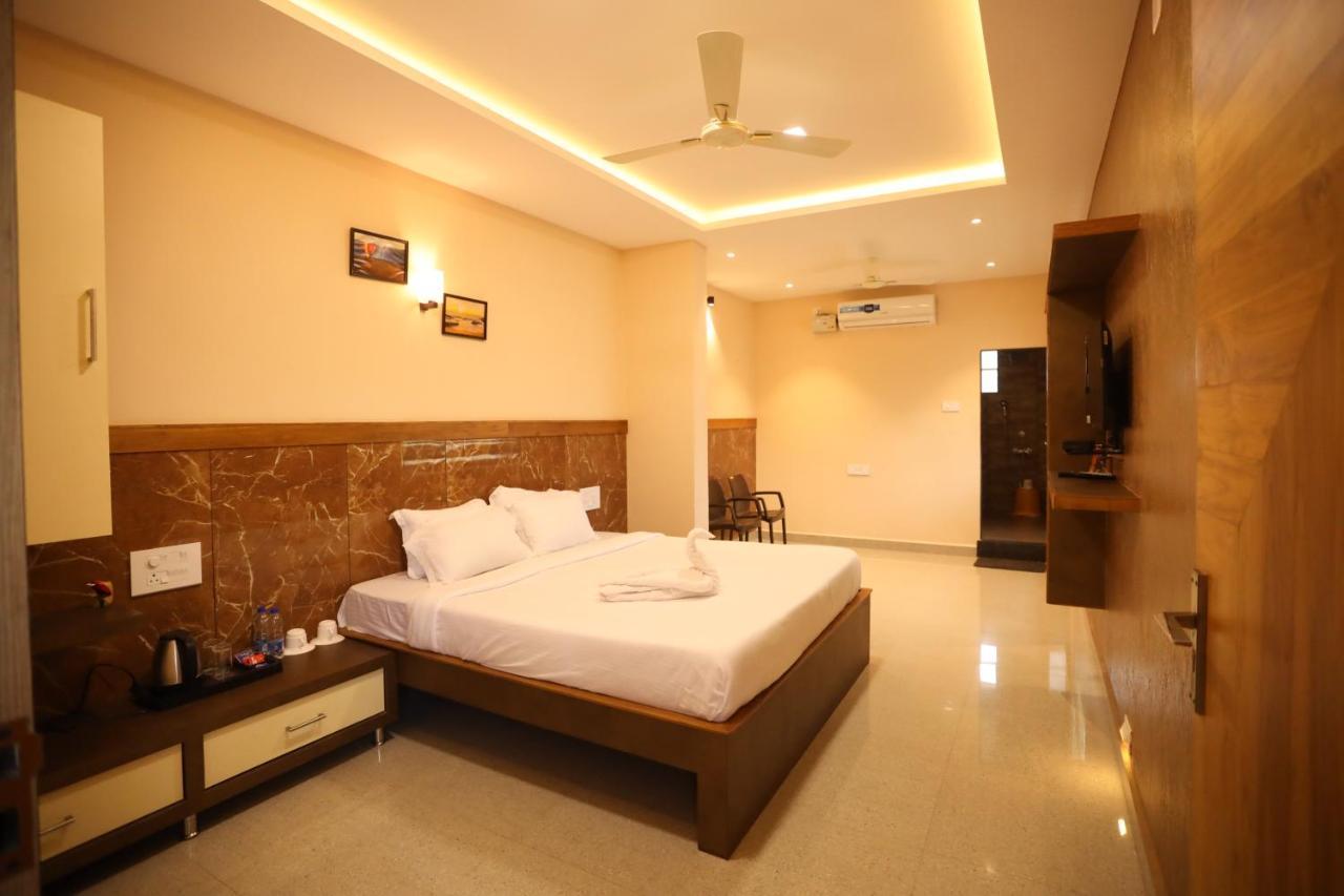 Hotel Southern Heritage Udupi Buitenkant foto