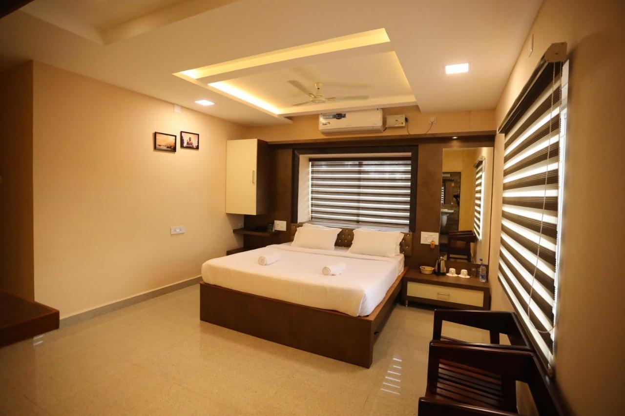Hotel Southern Heritage Udupi Buitenkant foto