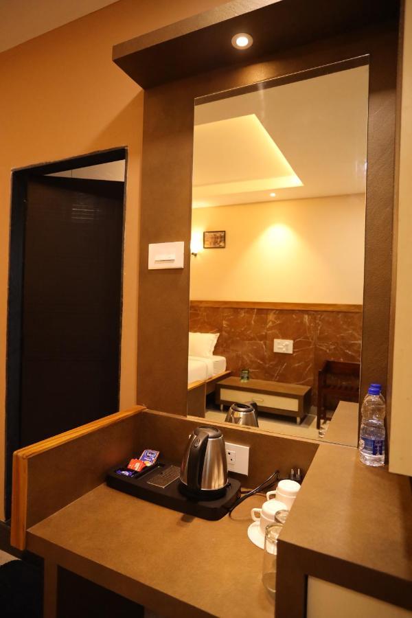 Hotel Southern Heritage Udupi Buitenkant foto